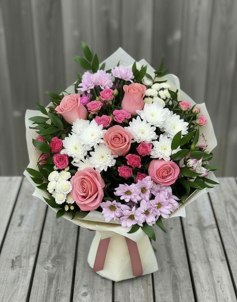 Букет цветов из: Альстромерии, Гвоздики, Розы и Хризантемы в Краснознаменске Московской области