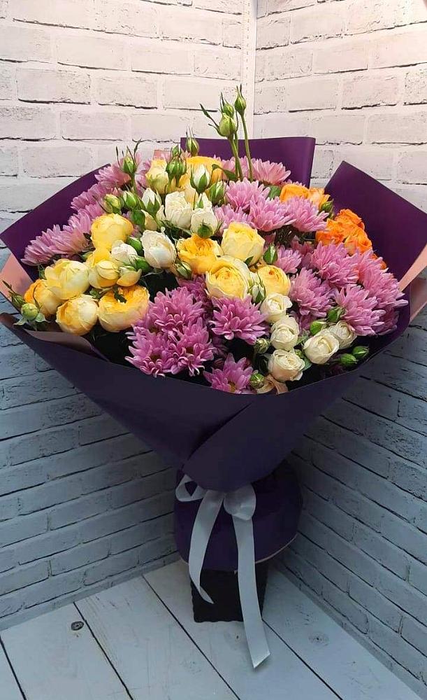 Букет цветов из: Хризантемы и Розы в Краснознаменске Московской области