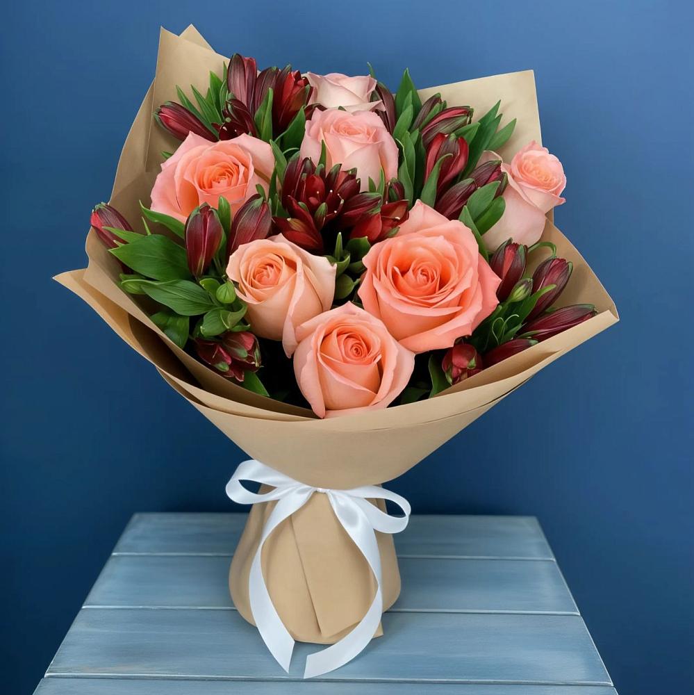 Букет цветов из: Розы и Альстромерии в Краснознаменске Московской области