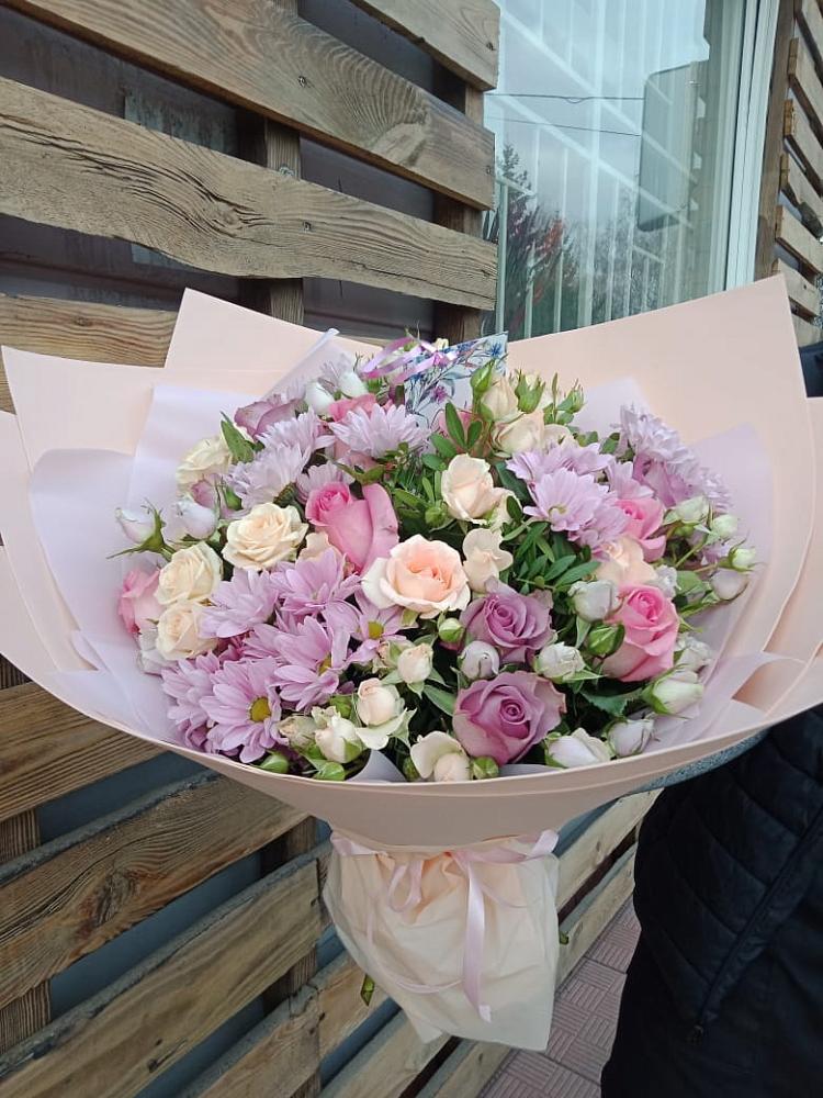 Букет цветов из: Розы и Хризантемы в Краснознаменске Московской области