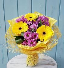 Букет цветов из:  Хризантемы и Герберы в Краснознаменске Московской области