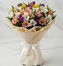 Букет цветов из:  Альстромерии в Краснознаменске Московской области