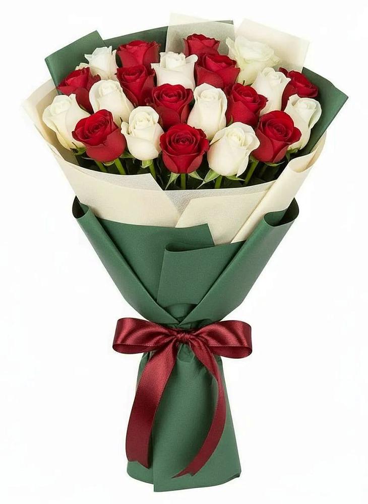 Букет Микс из красных и белых роз в Краснознаменске Московской области