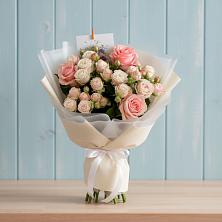 Букет цветов из:  Розы в Краснознаменске Московской области