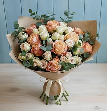 Букет цветов из:  Альстромерии и Розы в Краснознаменске Московской области